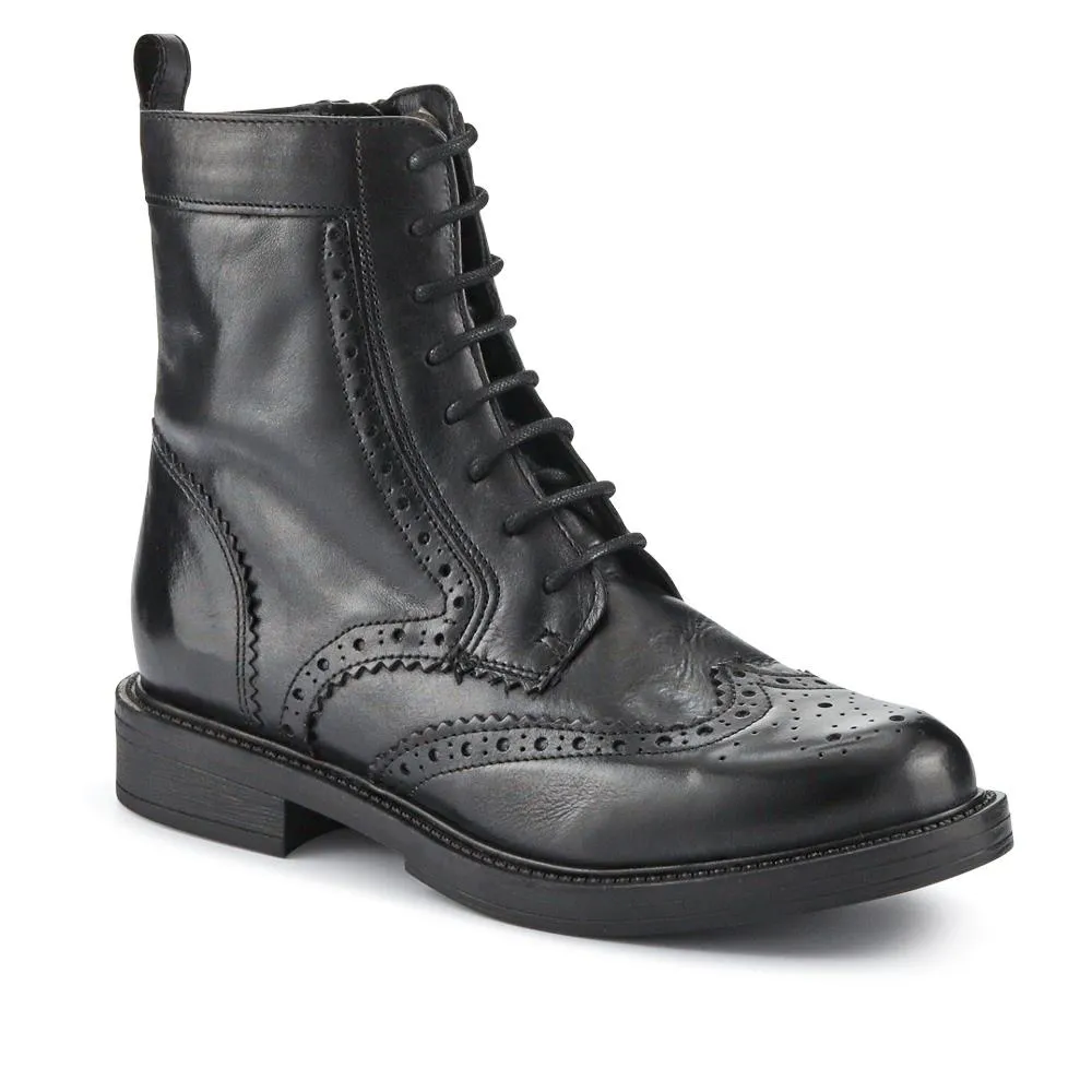 Noelle Leather Lace-Up Boots - NOELLE / 325 873