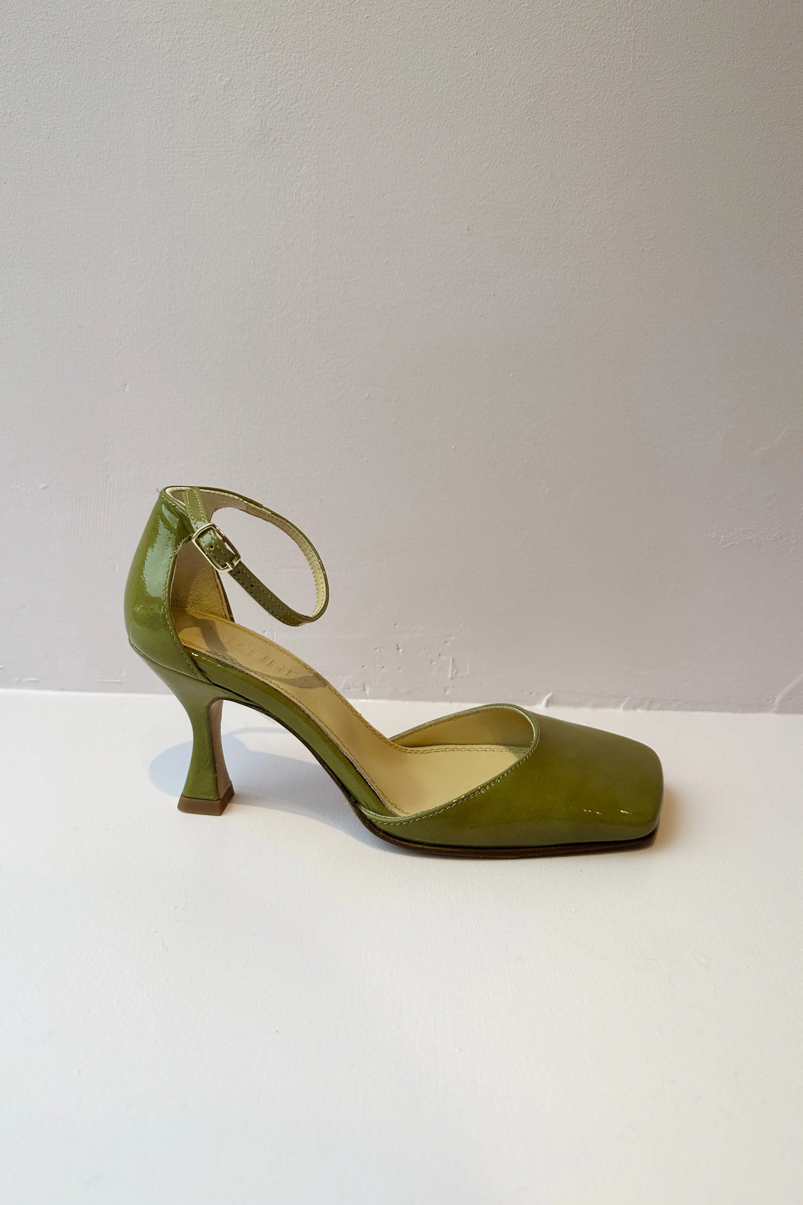 Souliers Martinez - Laura Heel: Olive